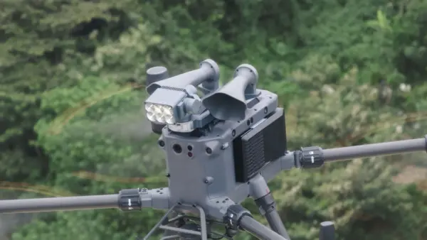 CZI - DJI M300/M350 Serie Lautsprecher und Scheinwerfer LP35 – Bild 4